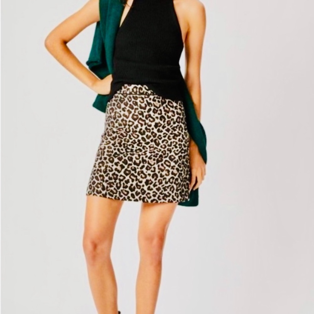 Anthropologie Graceann Leopard Print Mini Skirt -Size 8 NWOT